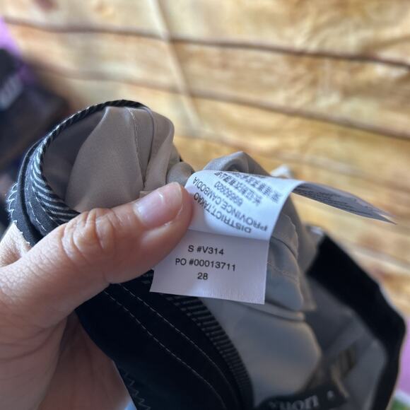 Vuori Cruise Board Shorts Mens 28 Dusty Blue Plumeria Drawstring V314 - Picture 8 of 8